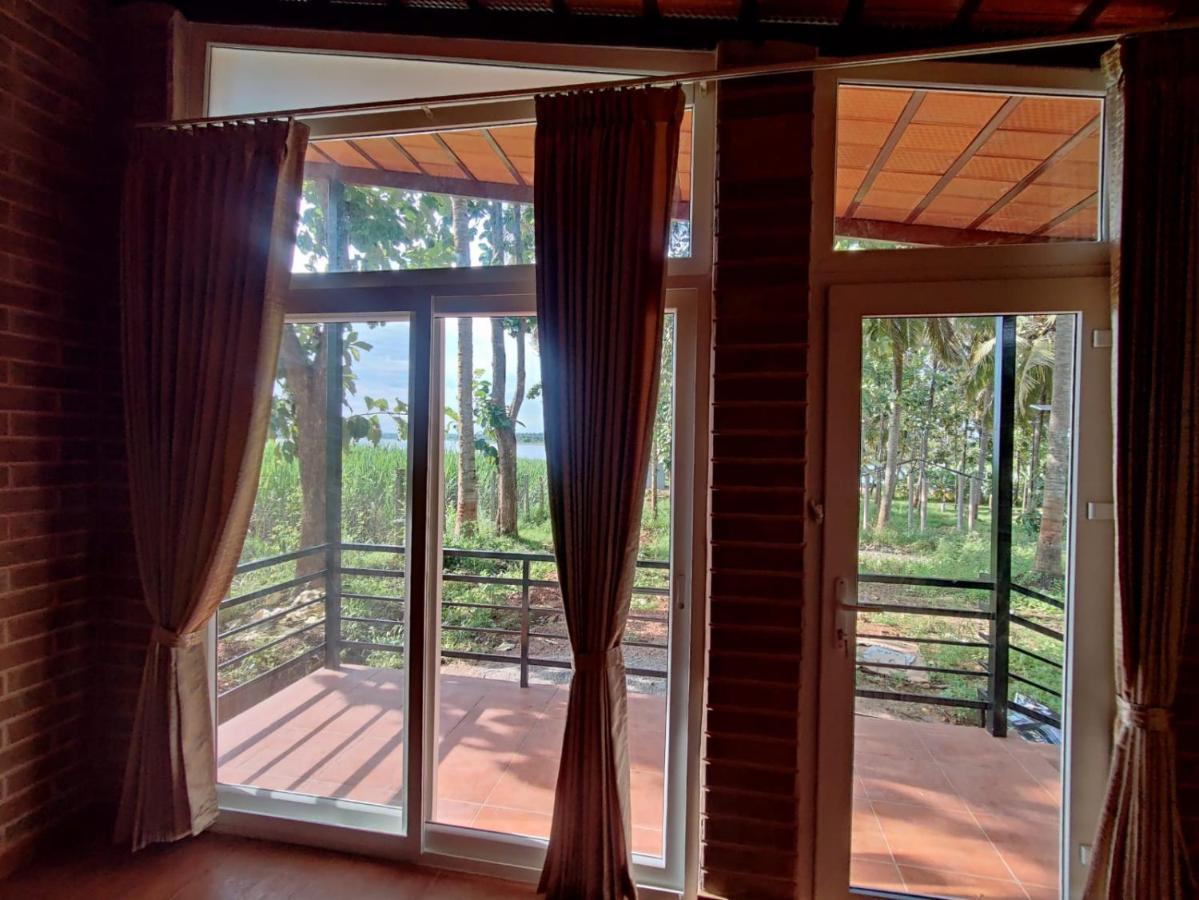 Cosmic Connect Trails Kabini Antharasanthe Kültér fotó