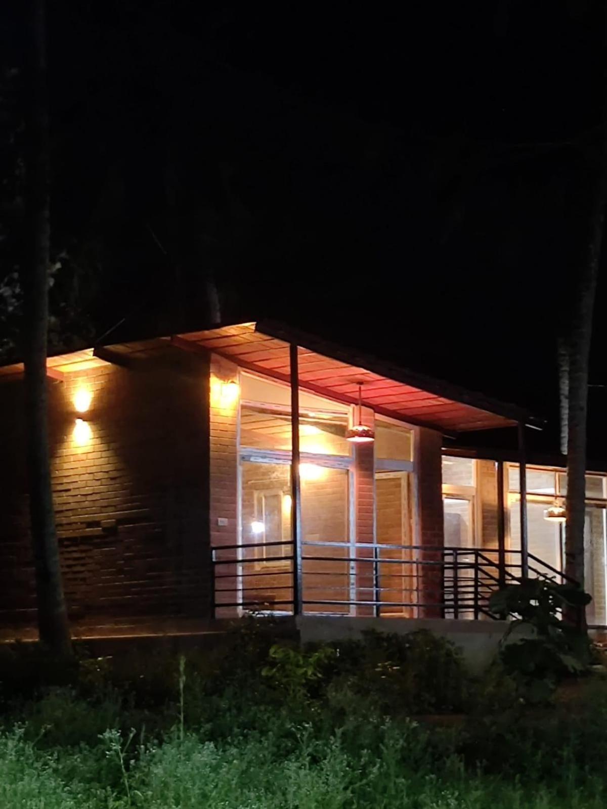 Cosmic Connect Trails Kabini Antharasanthe Kültér fotó